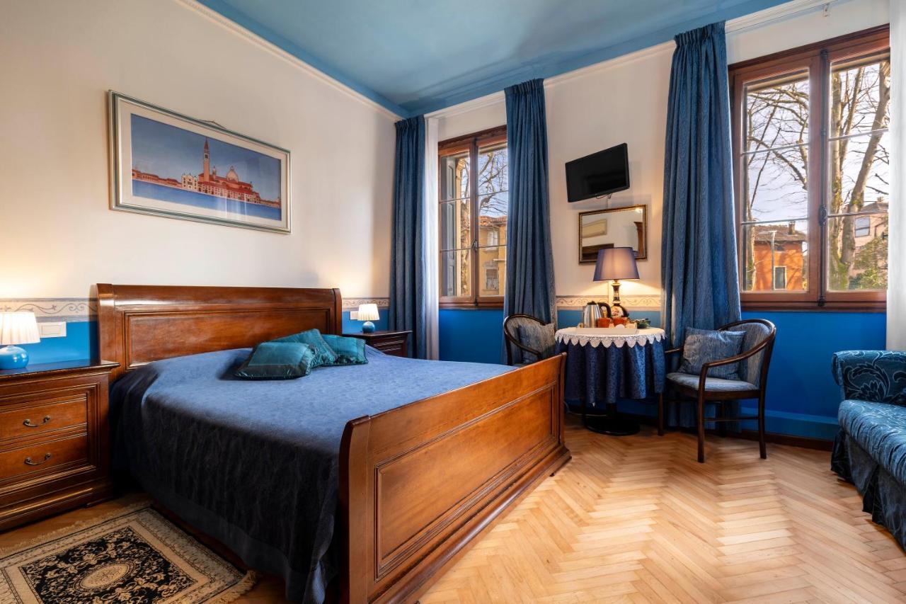 Bed And Breakfast Casa Delle Rose Lido Venezia Venedig-Lido Exteriör bild