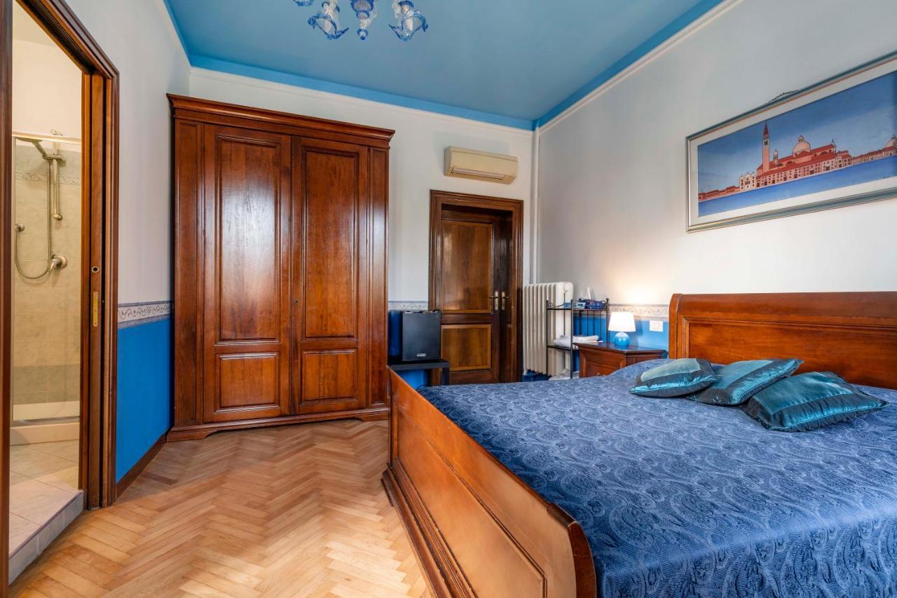 Bed And Breakfast Casa Delle Rose Lido Venezia Venedig-Lido Exteriör bild